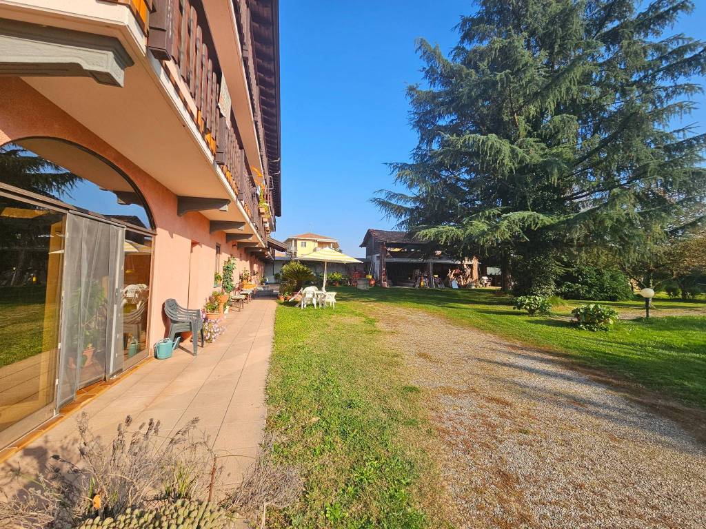 Rustico / casale a Oleggio in Via Sant'Eusebio - Foto 3