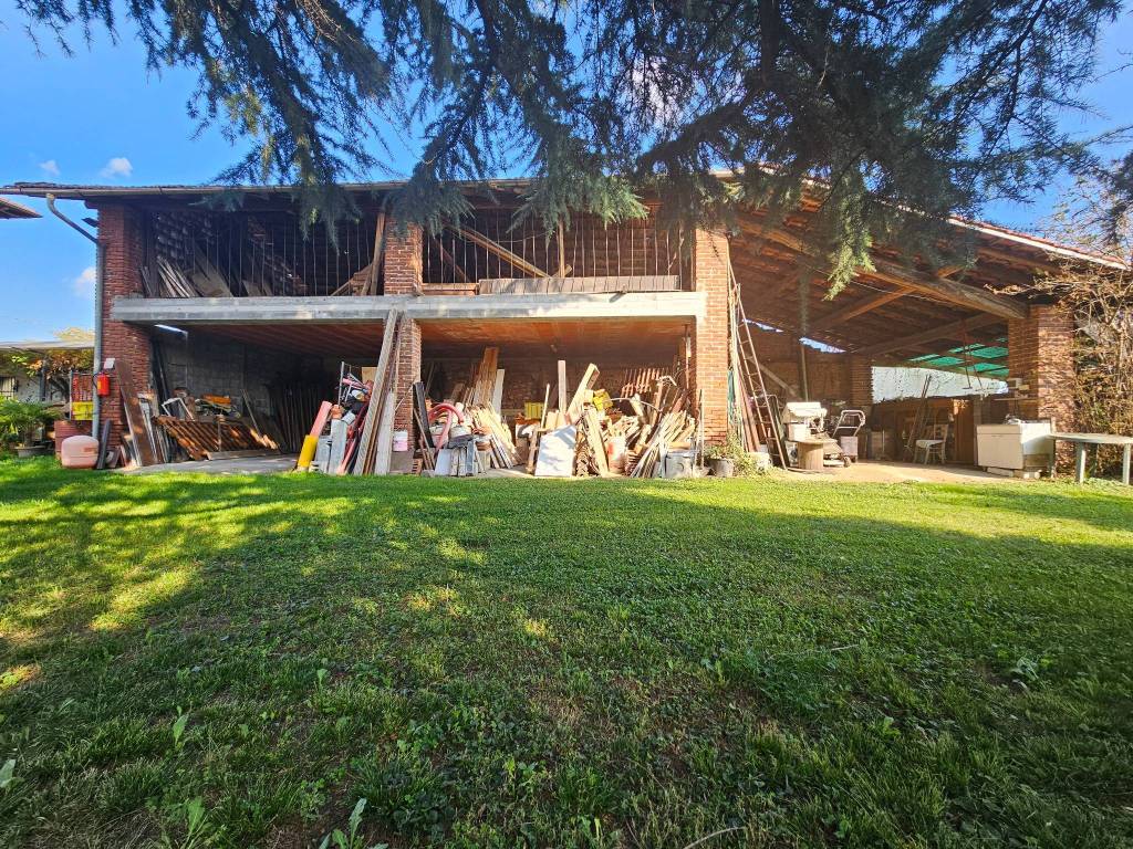 Rustico / casale a Oleggio in Via Sant'Eusebio - Foto 4