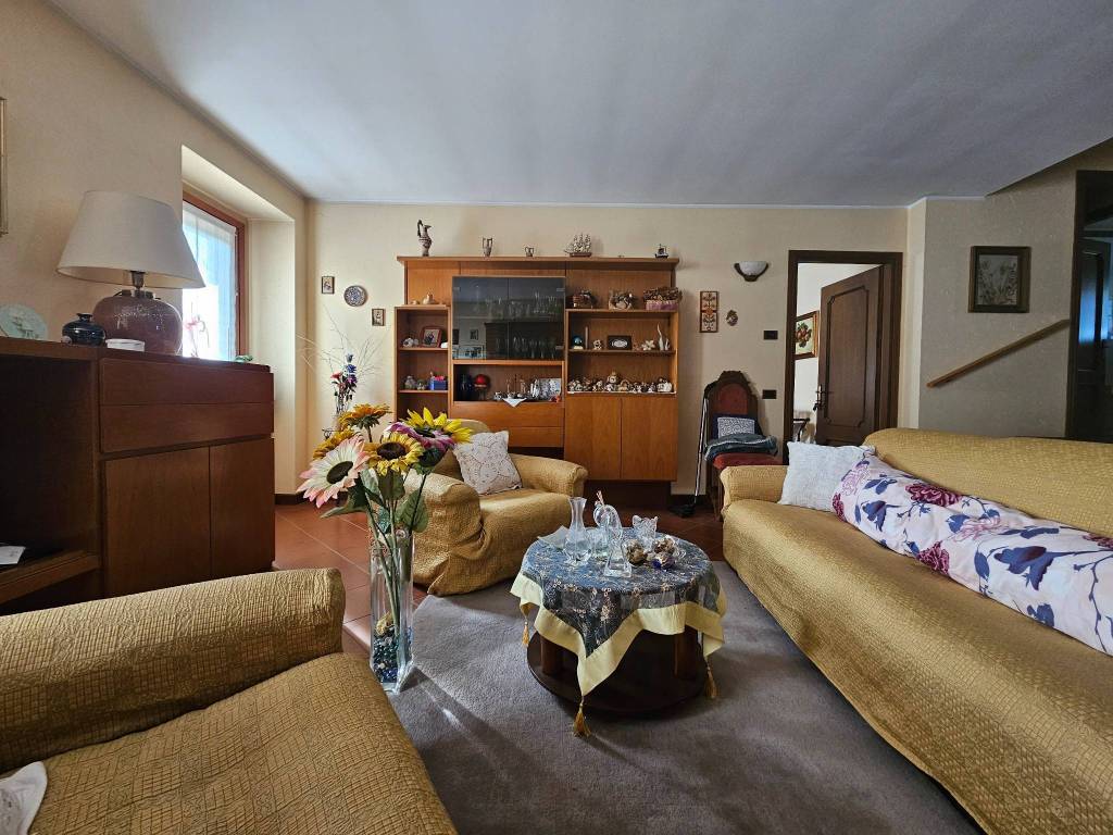 Rustico / casale a Oleggio in Via Sant'Eusebio - Foto 5