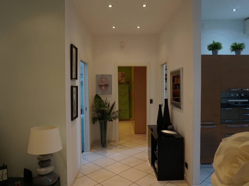 Appartamento a Genova in Via Gerolamo Bordone, 5 - Foto 2