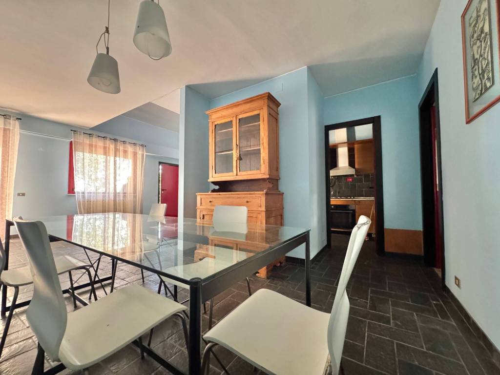 Appartamento a Recanati in Via Mario Mattutini - Foto 4