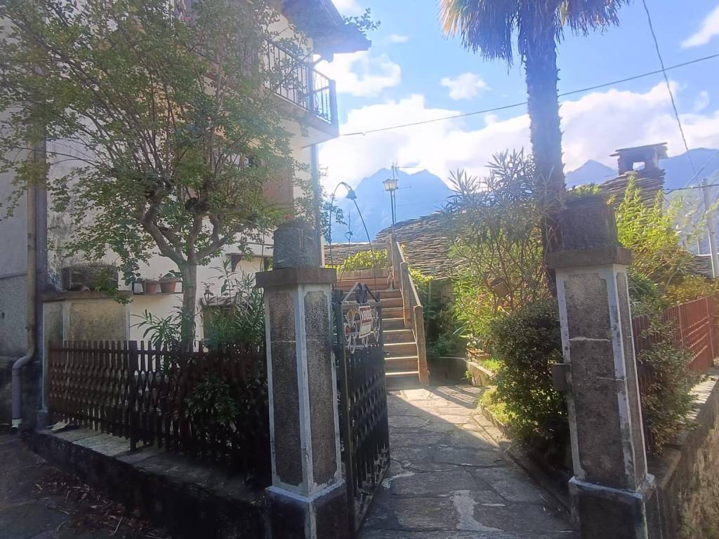 Casa indipendente a Vogogna in Frazione Genestredo - Foto 5