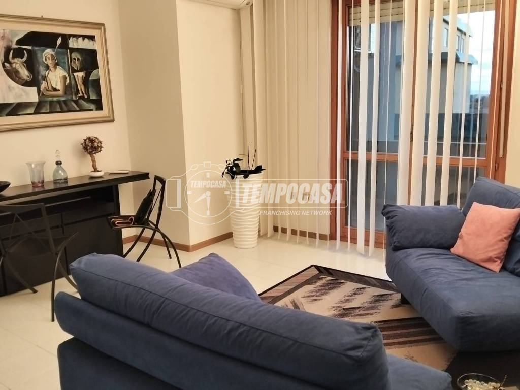 Appartamento a Oristano in Via Giosuè Carducci 18 - Foto 3