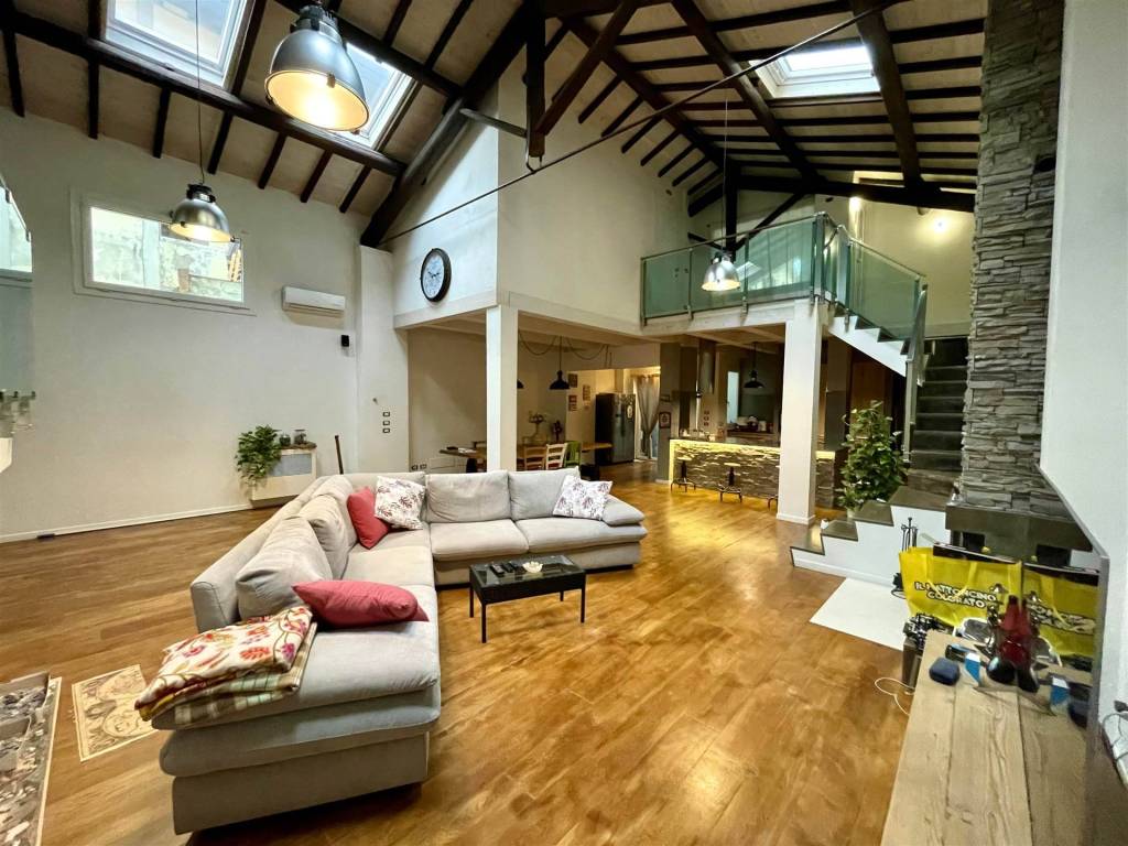 Loft / open space a Prato in Via Andrea Costa - Foto 2