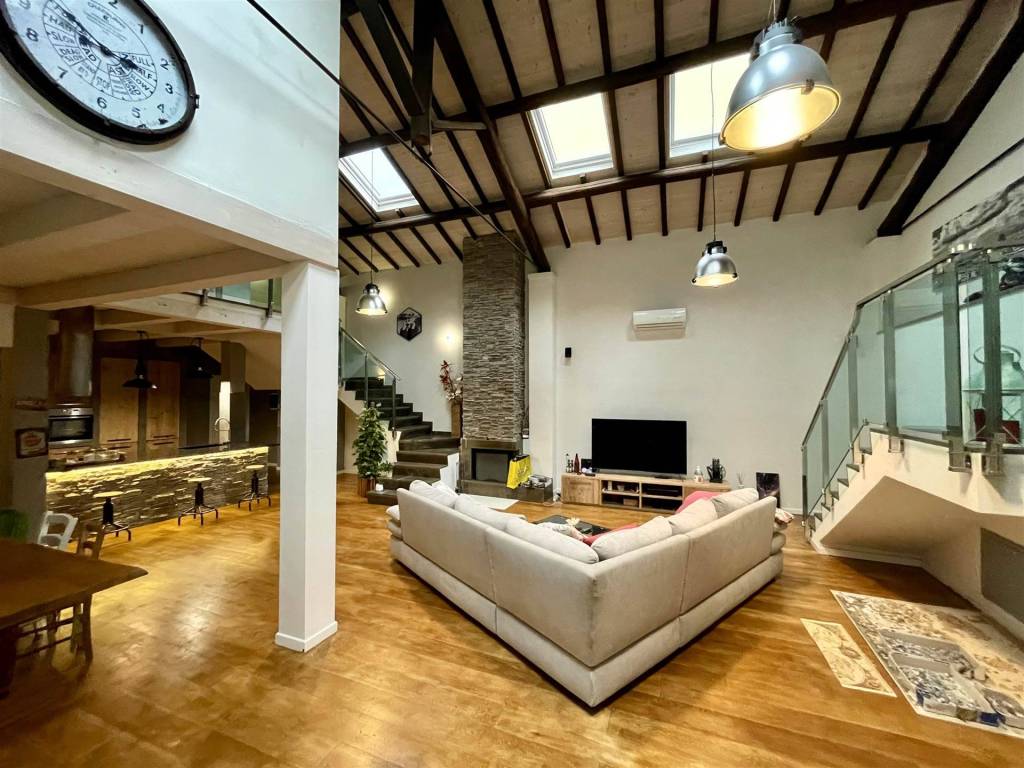 Loft / open space a Prato in Via Andrea Costa - Foto 3