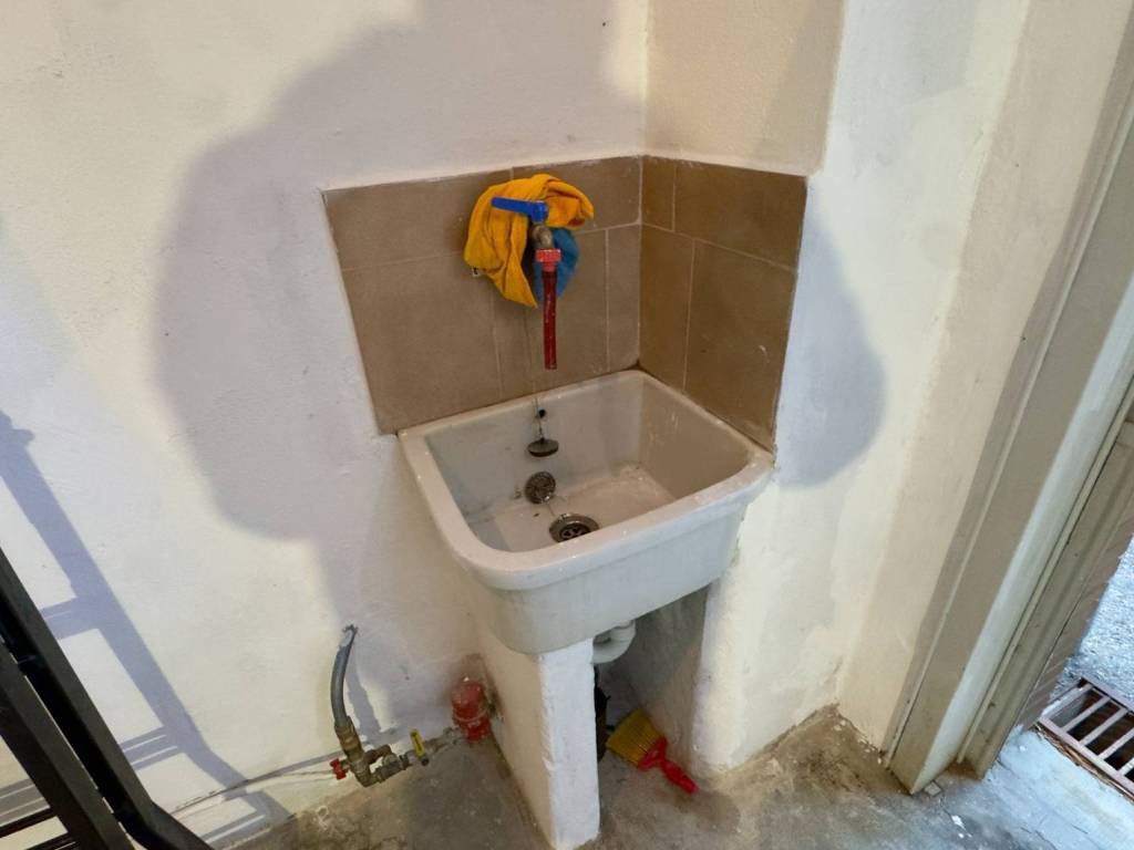 Box / garage a Savona in Via Mongrifone - Foto 3