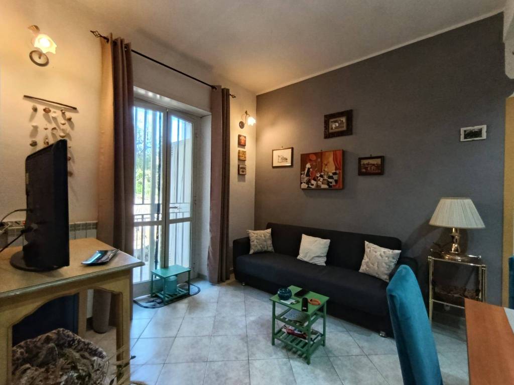 Appartamento a Minturno in Viale degli Eroi, 14 - Foto 2