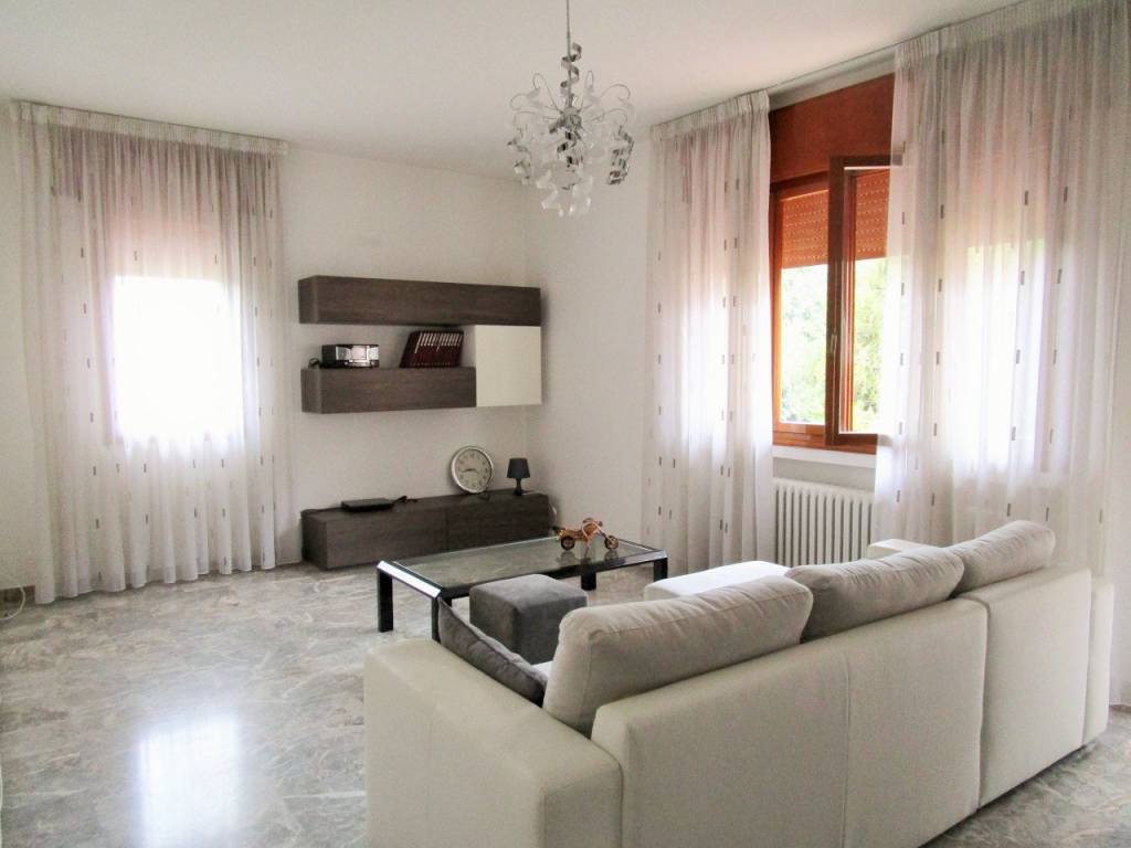 Appartamento a Vicenza in Viale Guglielmo Pecori Giraldi - Foto 2