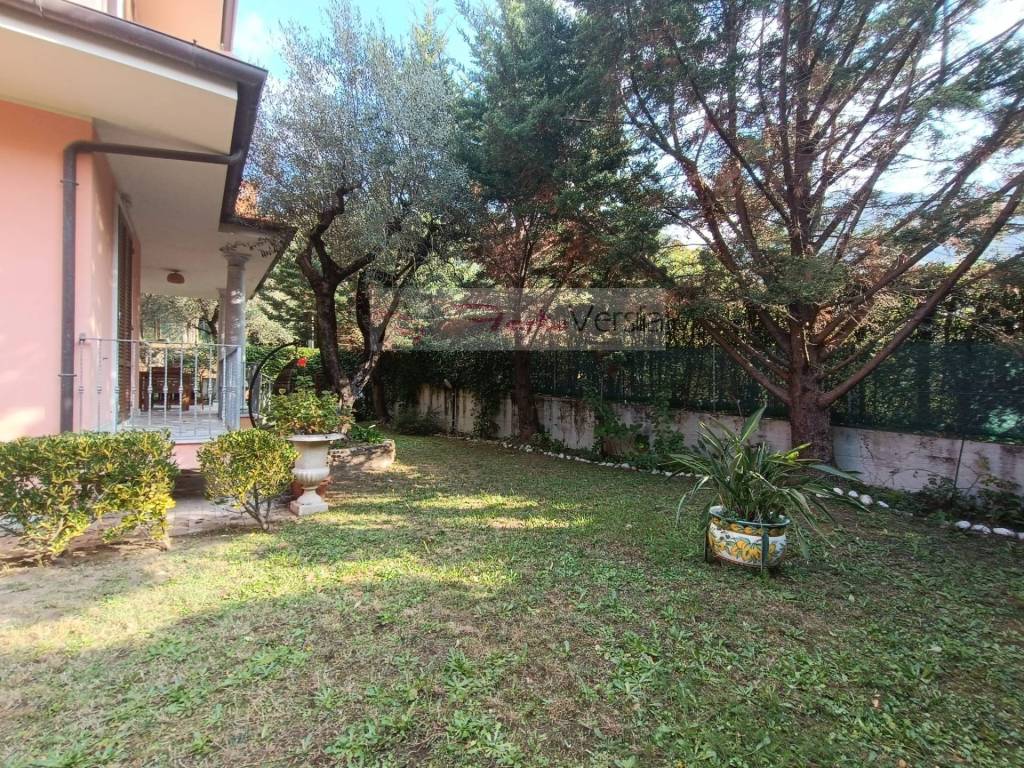 Villetta a schiera a Seravezza in Via della Chiusa - Foto 3
