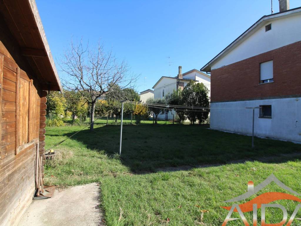 Villa a Argenta in via del Guercino, 4 - Foto 3