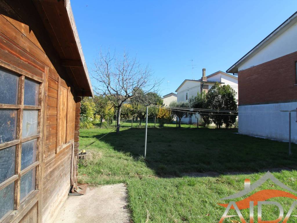 Villa a Argenta in via del Guercino, 4 - Foto 4