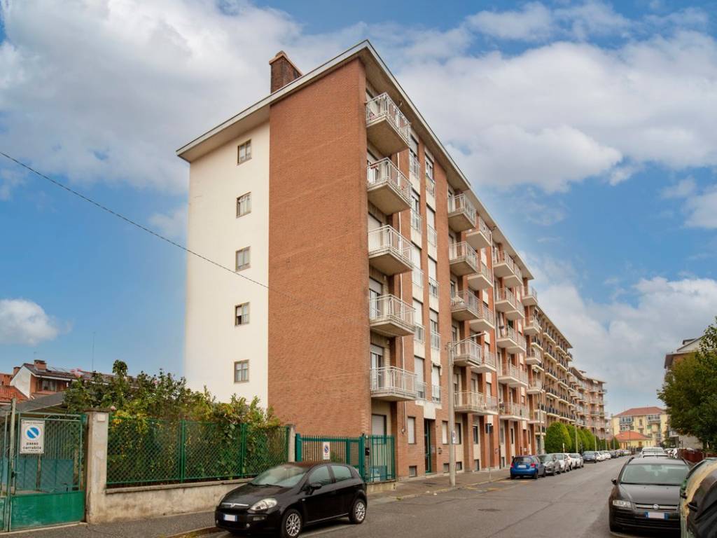 Appartamento a Collegno in Via Gioacchino Rossini, 64 - Foto 2