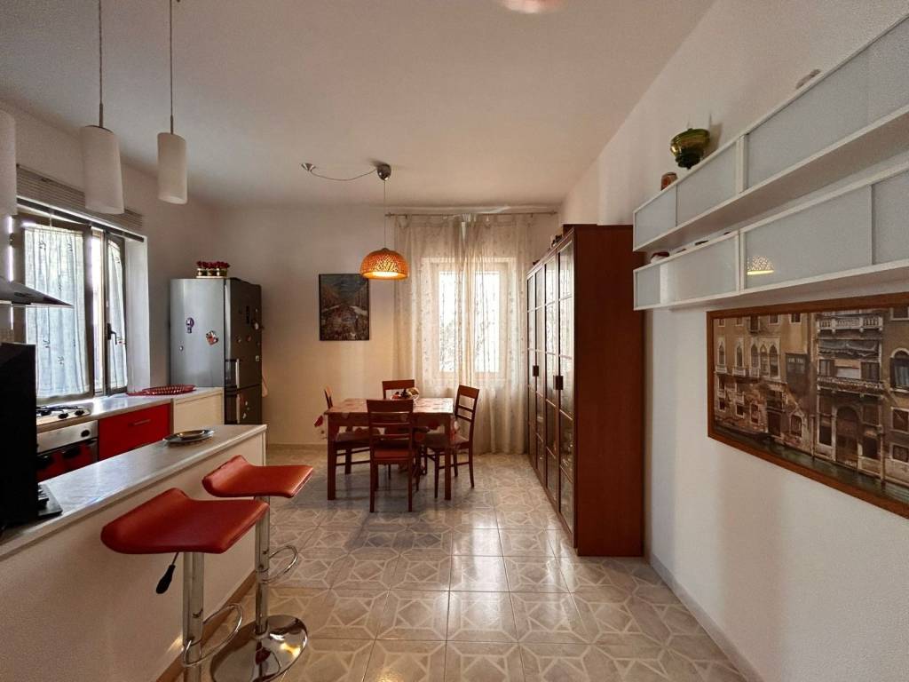 Villa a Aprilia in Via Liguria - Foto 4