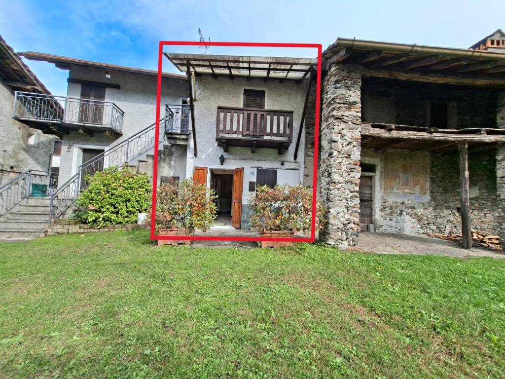 Casa indipendente a Colico in Via alla Fontana Vecchia, 40 - Foto 2