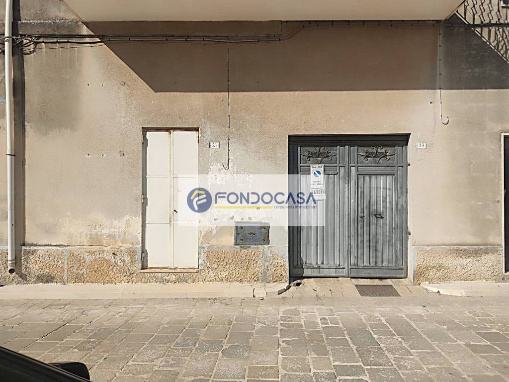 Casa indipendente a Zollino in piazza San Pietro - Foto 2