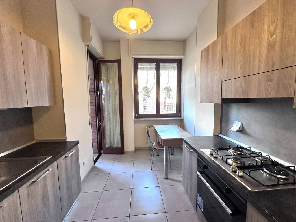 Appartamento a Alba in Via San Teobaldo, 9 - Foto 2