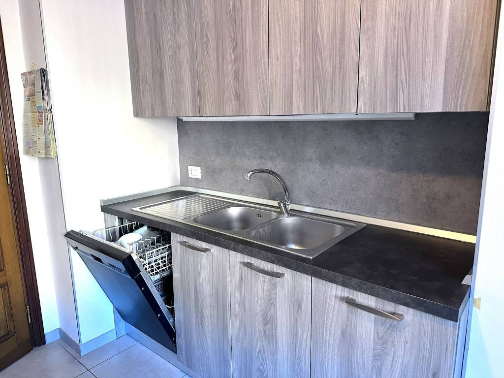 Appartamento a Alba in Via San Teobaldo, 9 - Foto 3