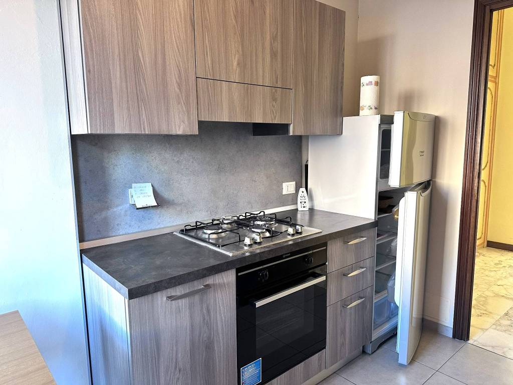Appartamento a Alba in Via San Teobaldo, 9 - Foto 4