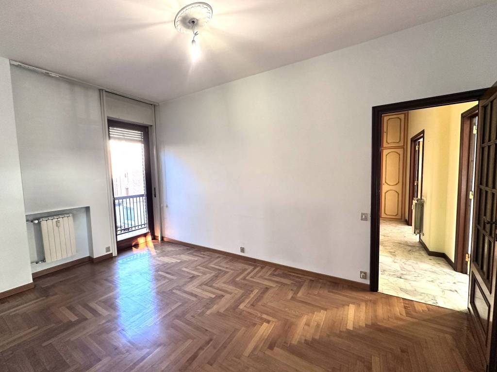 Appartamento a Alba in Via San Teobaldo, 9 - Foto 5