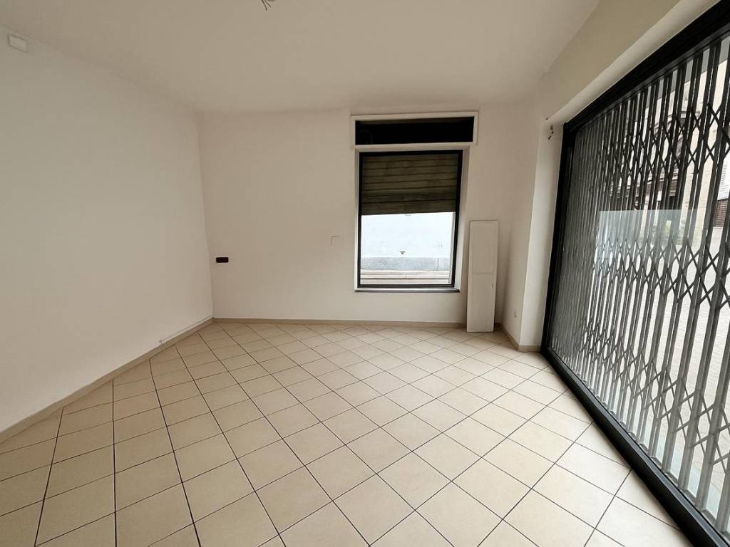 Immobile a Chivasso in Via Roma, 11 - Foto 2