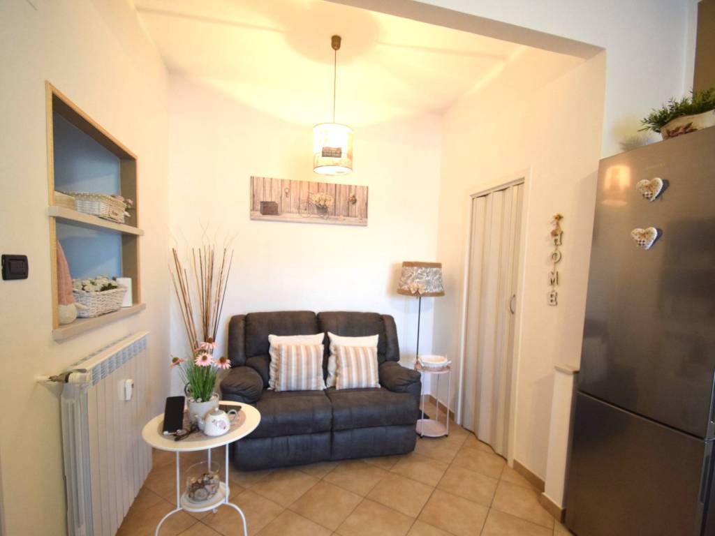 Appartamento a Genova in Via Villini Ambrogio Negrone - Foto 4