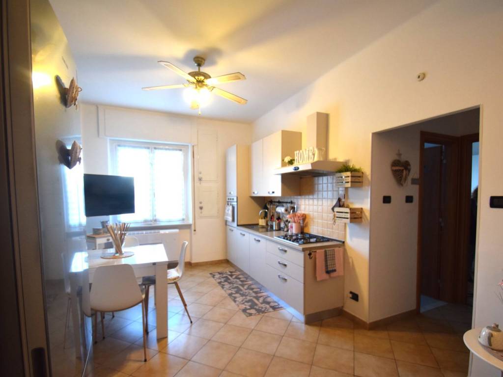 Appartamento a Genova in Via Villini Ambrogio Negrone - Foto 5