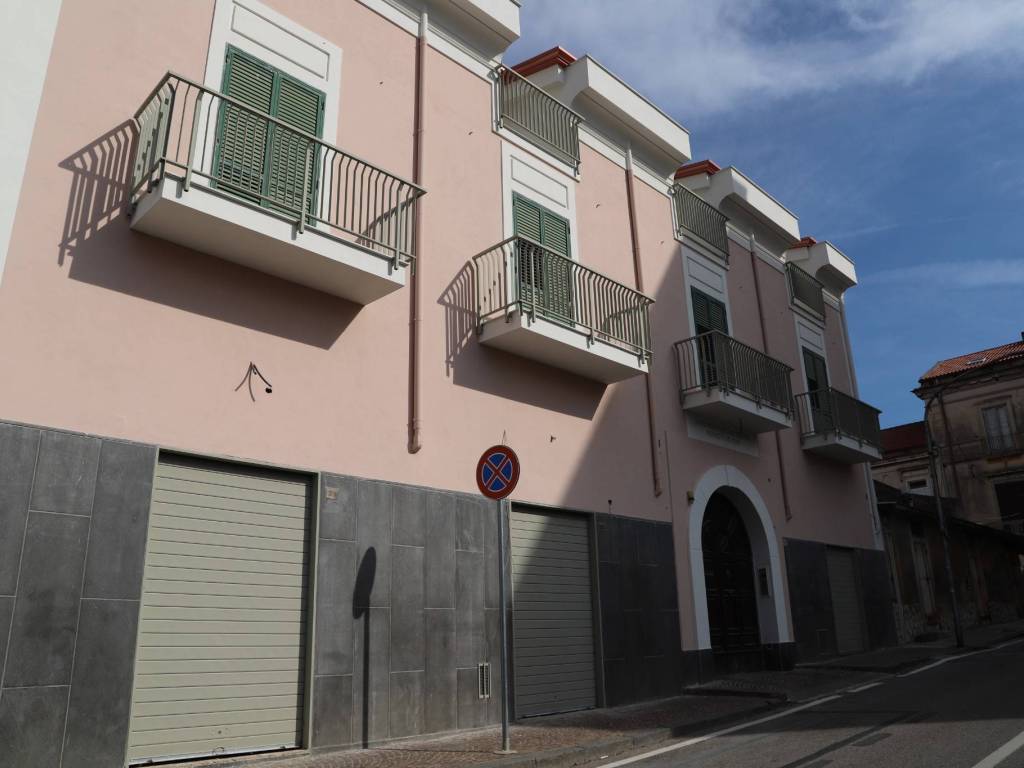 Palazzo / stabile a Maddaloni in Piazza della Pace, 3 - Foto 5