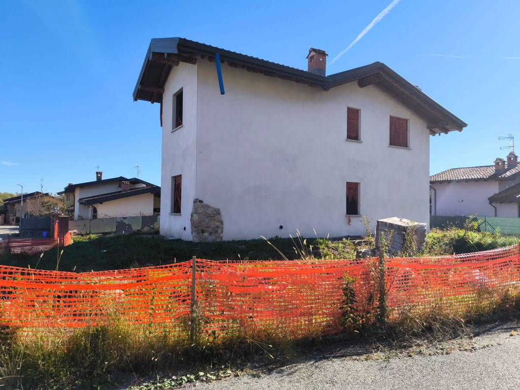 Villa a Comignago in Via Principale - Foto 2