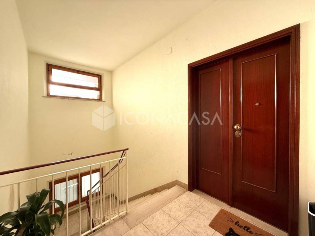 Appartamento a Pontedera in Via Edmondo De Amicis - Foto 5