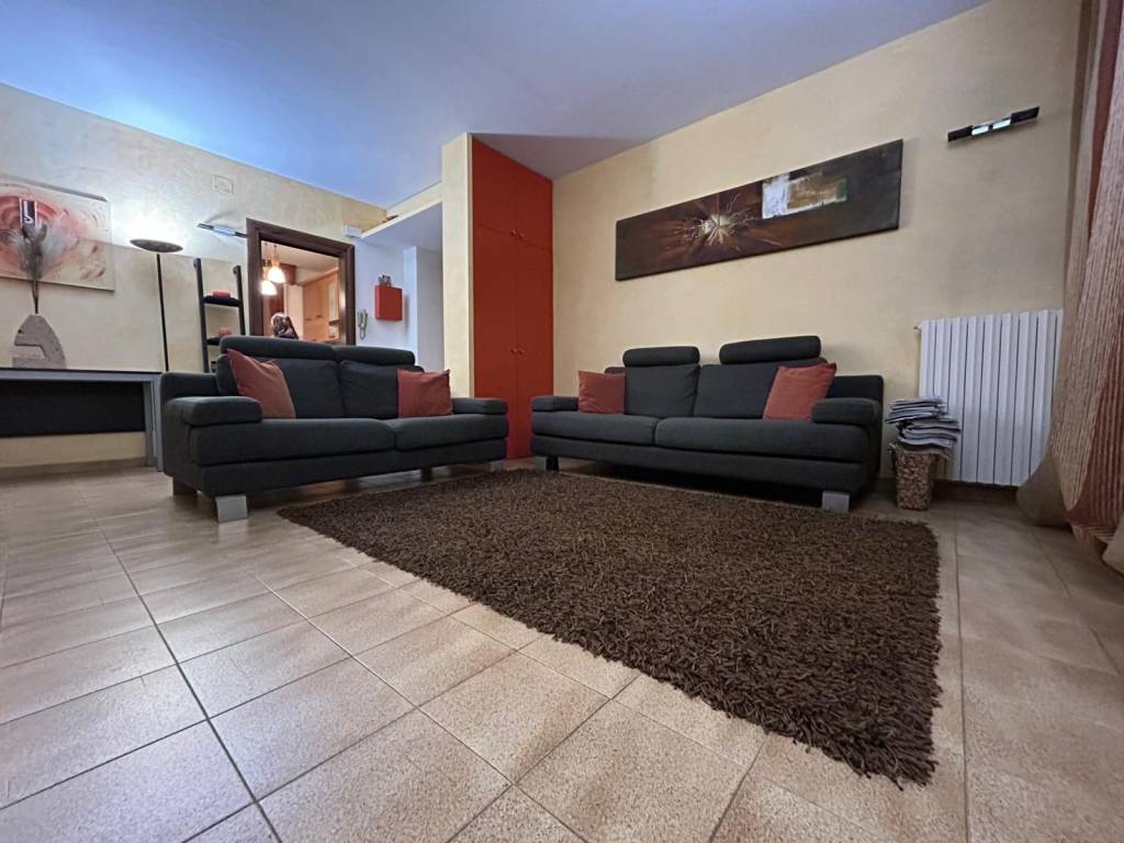 Appartamento a Montechiarugolo in Via Correggio - Foto 4