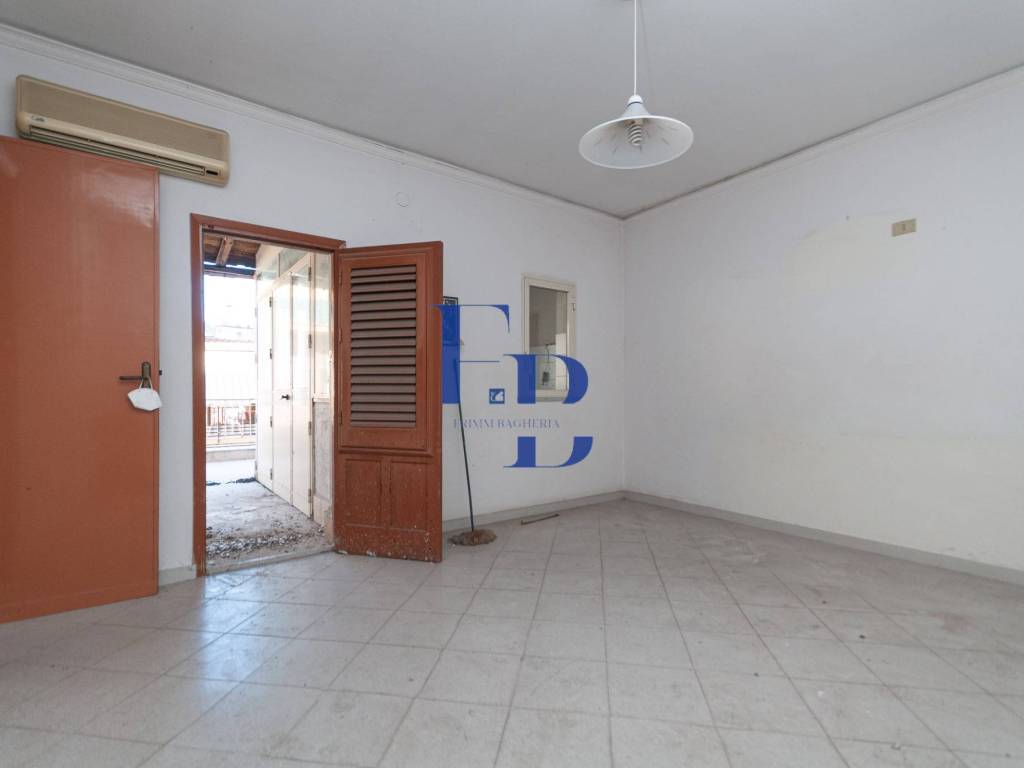 Casa indipendente a Bagheria in Via Francesco Beniamino Mazzarella - Foto 2
