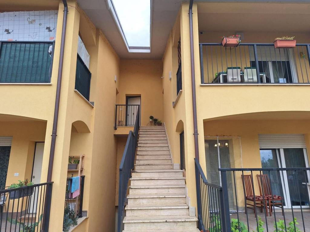 Appartamento a Ascoli piceno in Via Frazione Brecciarolo 337, 63100 Ascoli Piceno AP, Italia - Foto 4