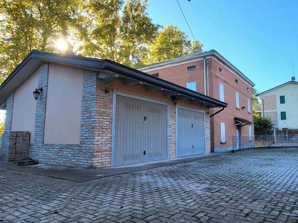 Villa a Sissa trecasali in Strada Cornazzano, 3 - Foto 5