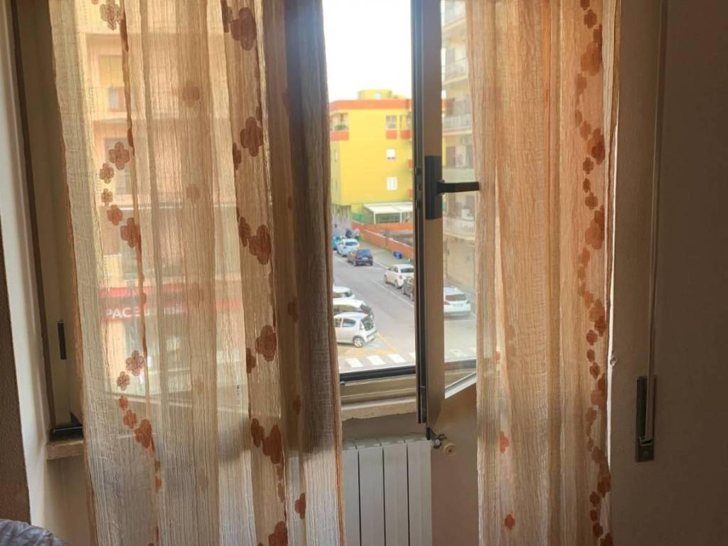 Appartamento a Aprilia in Piazza Benedetto Croce - Foto 4