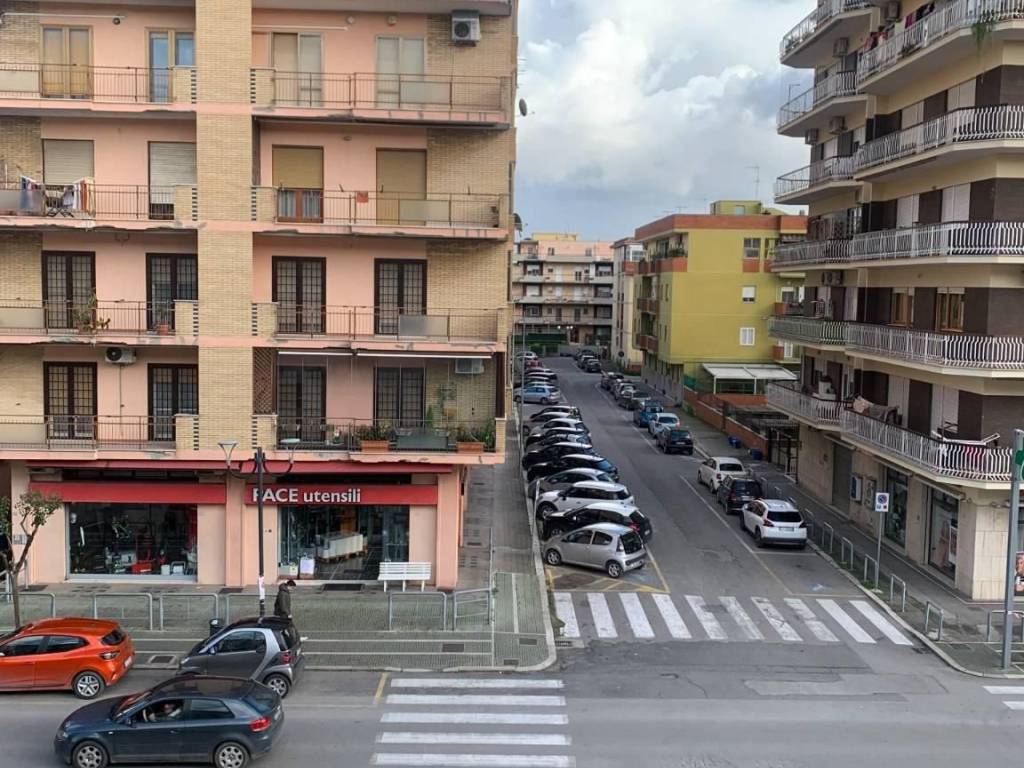 Appartamento a Aprilia in Piazza Benedetto Croce - Foto 5