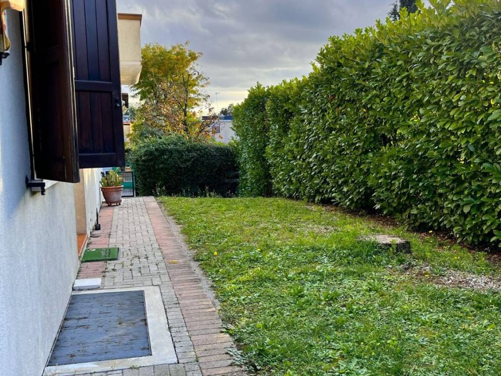 Villa a Porcia in Via Umbria, 7 - Foto 4
