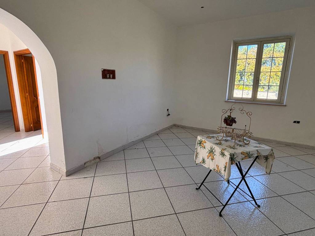 Casa indipendente a Catignano in Contrada Sterpara - Foto 4