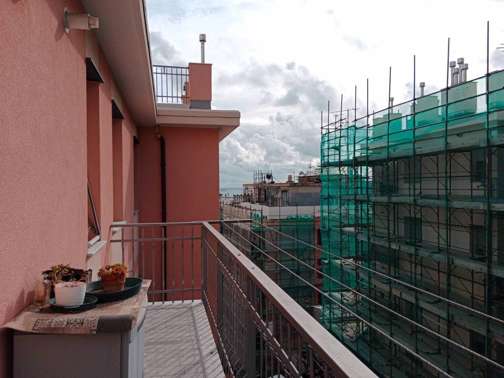 Appartamento a Genova in Via Elsa - Foto 3