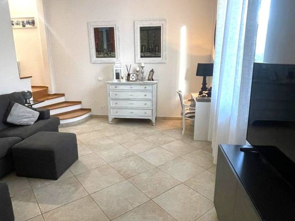 Villa a Poggio a caiano in Via Ginepraia, 100 - Foto 2