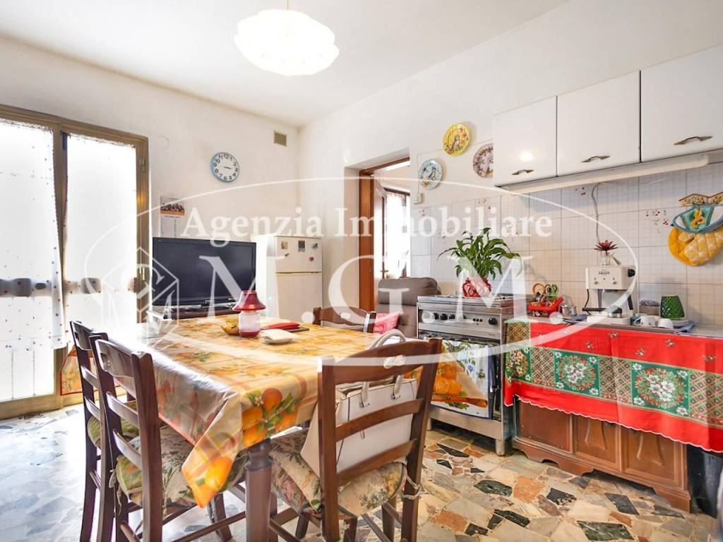 Casa indipendente a Santa maria a monte - Foto 5
