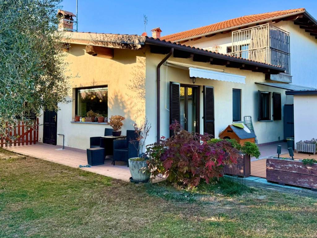 Villa a Pinerolo in Strada Risagliardo, 24 - Foto 2