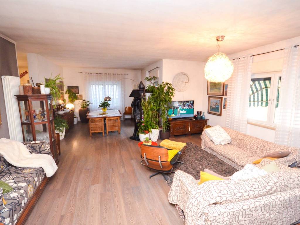Villa a Costabissara in Via San Giorgio - Foto 4