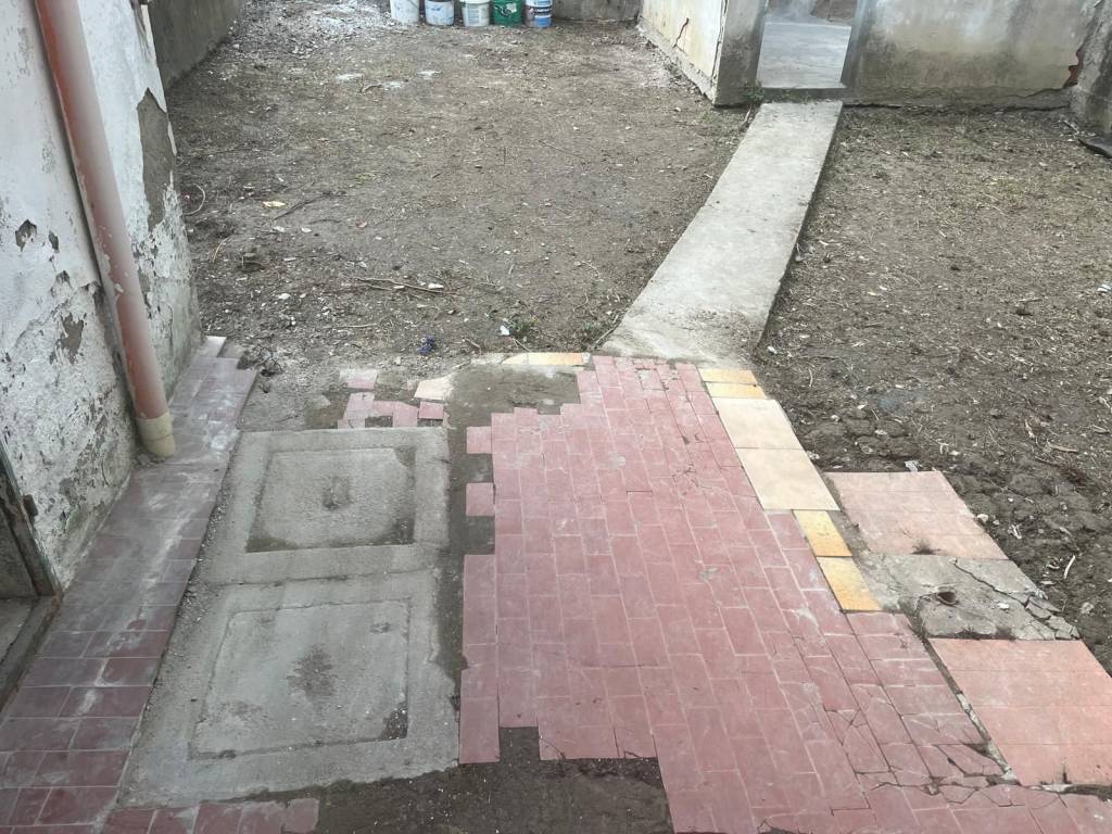Casa indipendente a Campi bisenzio in Via di Sotto - Foto 2