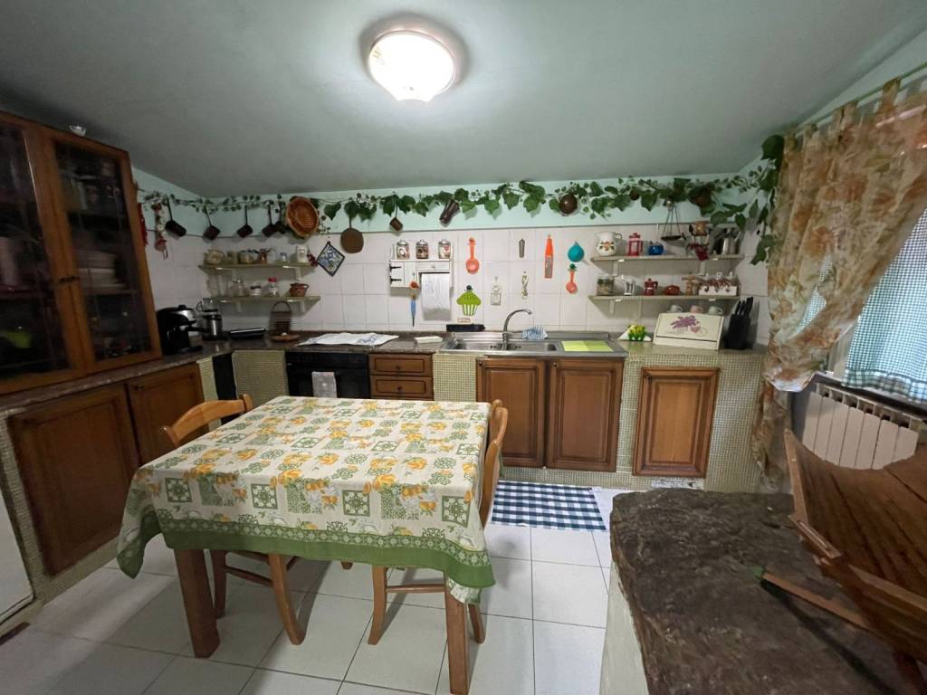 Villa a Trevignano romano in VIA MASSA CLODIANA, 5 - Foto 3