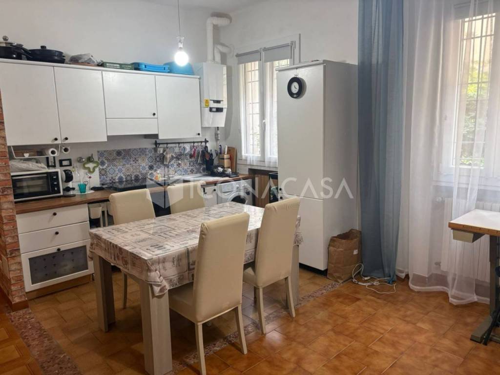Appartamento a Bologna in Via dell'Arcoveggio, 17 - Foto 4