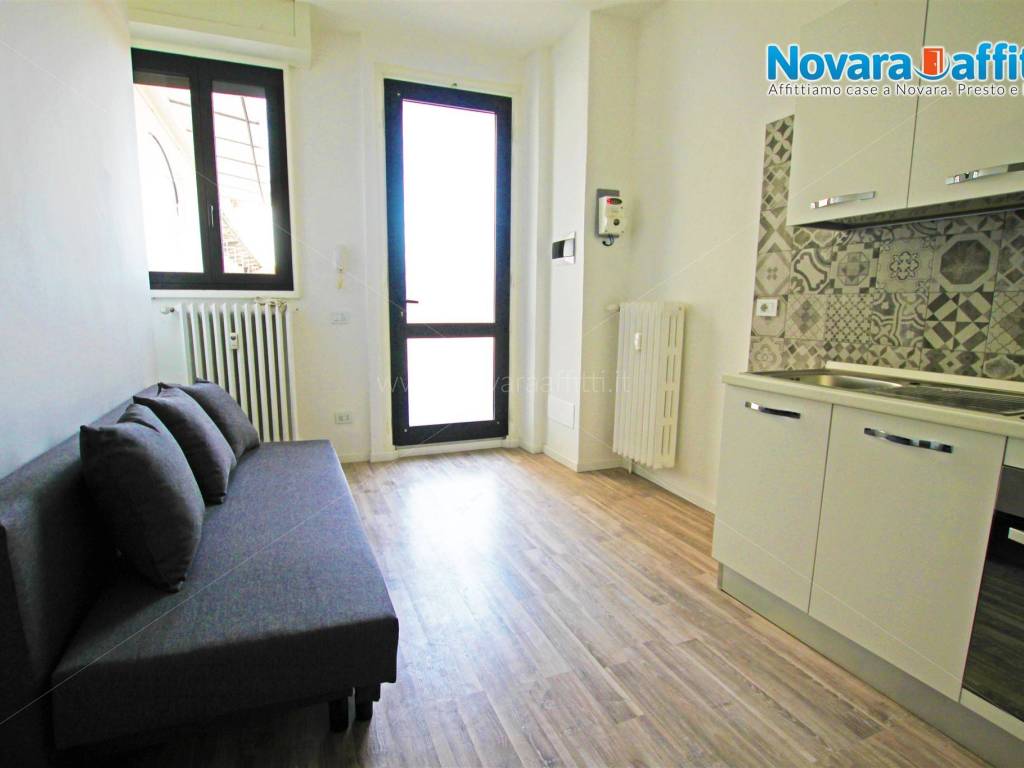 Appartamento a Novara in Piazza Giuseppe Garibaldi - Foto 5