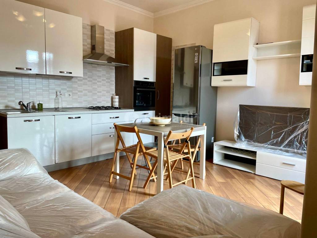 Appartamento a Aprilia in Via Dei Peri, 46 - Foto 3