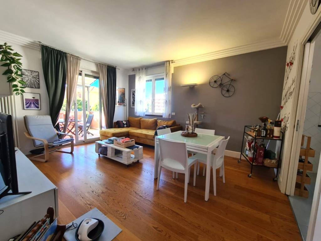 Appartamento a Albenga in Viale 8 Marzo - Foto 3