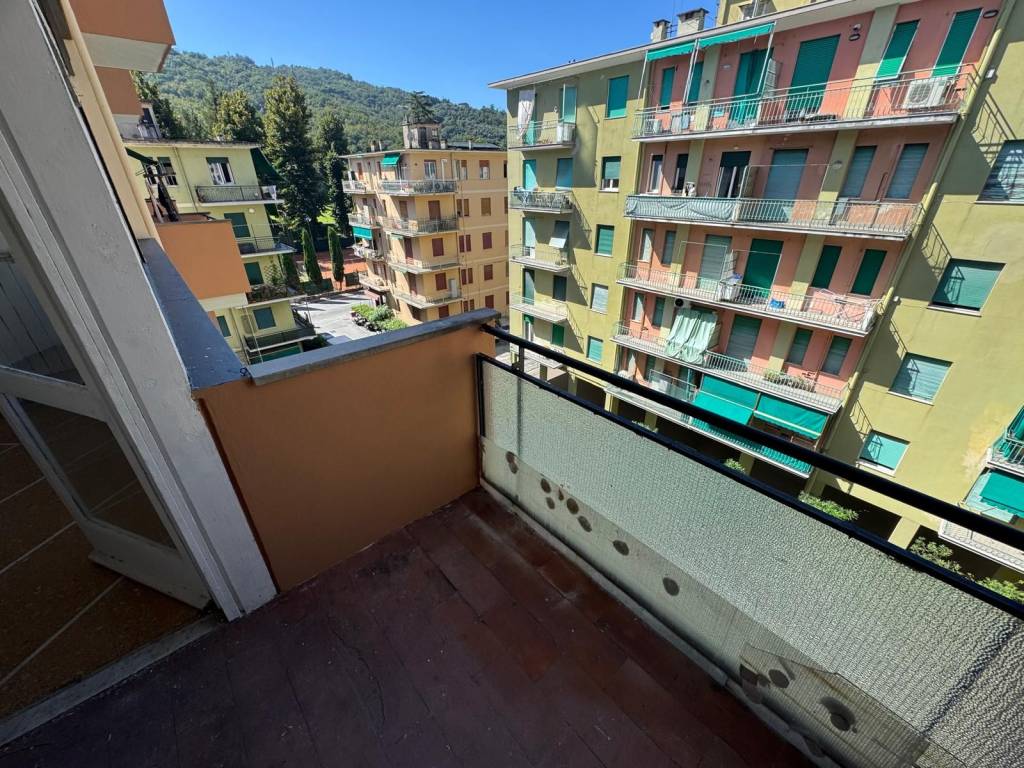Appartamento a Rapallo in Via Tito Speri - Foto 2