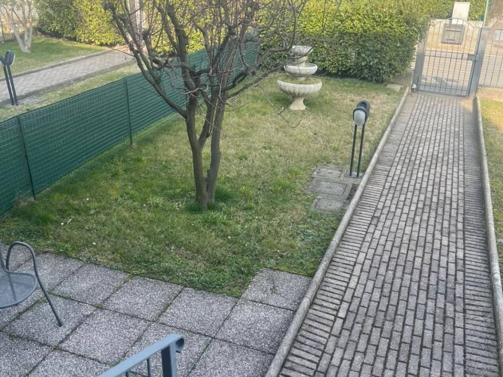 Villa a Binago in Via 1 Maggio, 16 - Foto 3